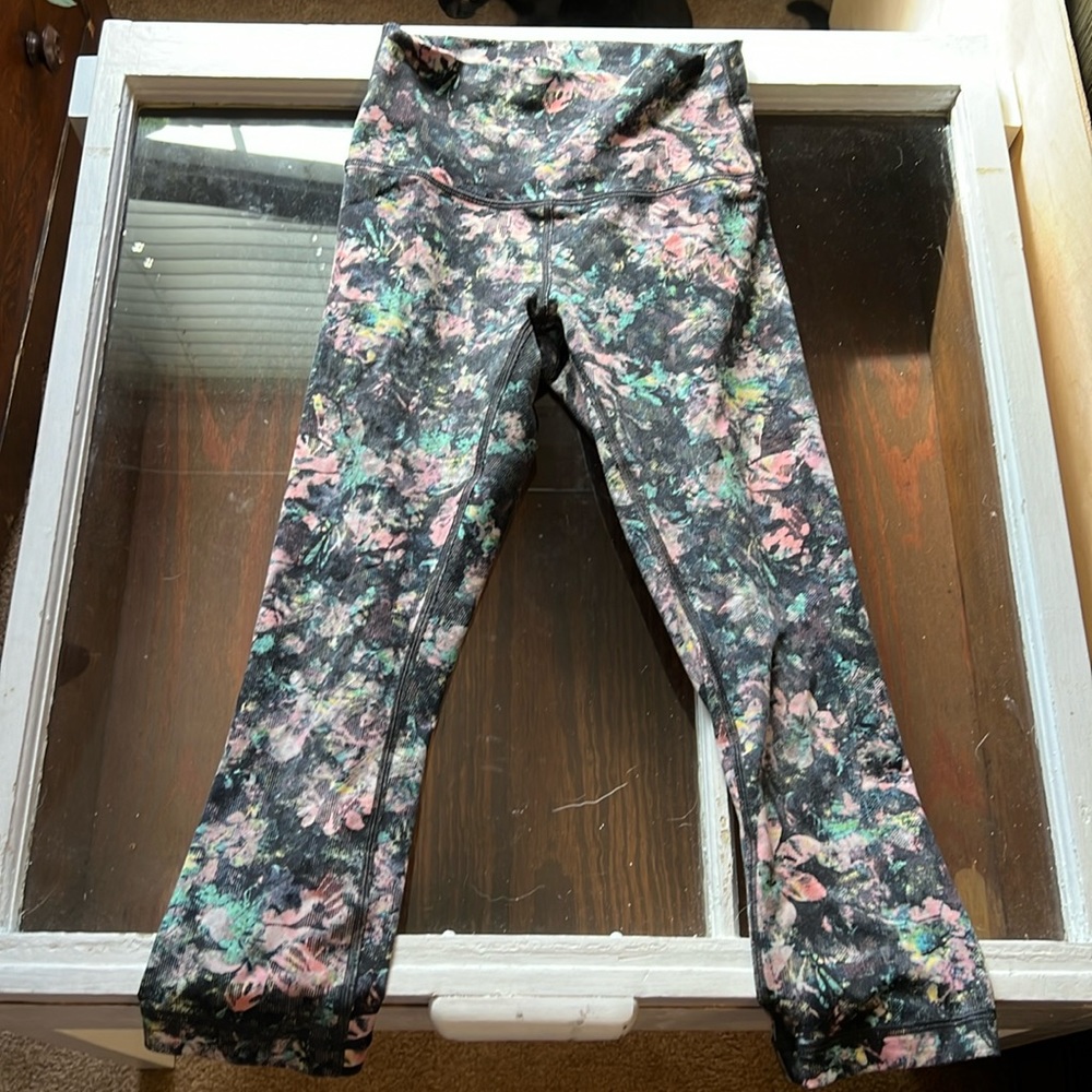Lulu lemon crop leggings